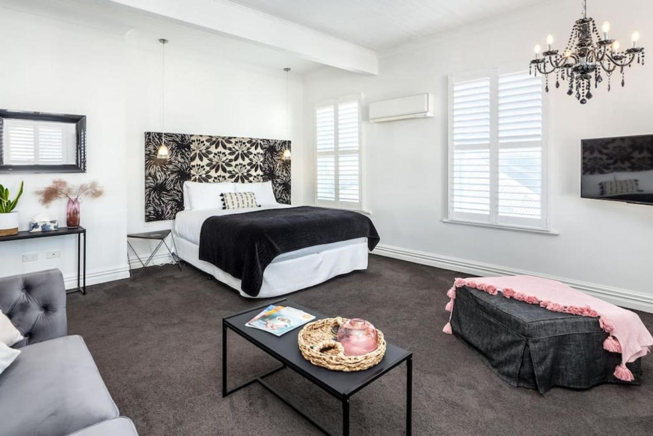 מרטינבורו Altitude Studio Apartment מראה חיצוני תמונה
